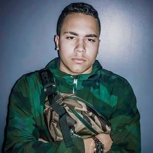 Meet your Posher, Adriano